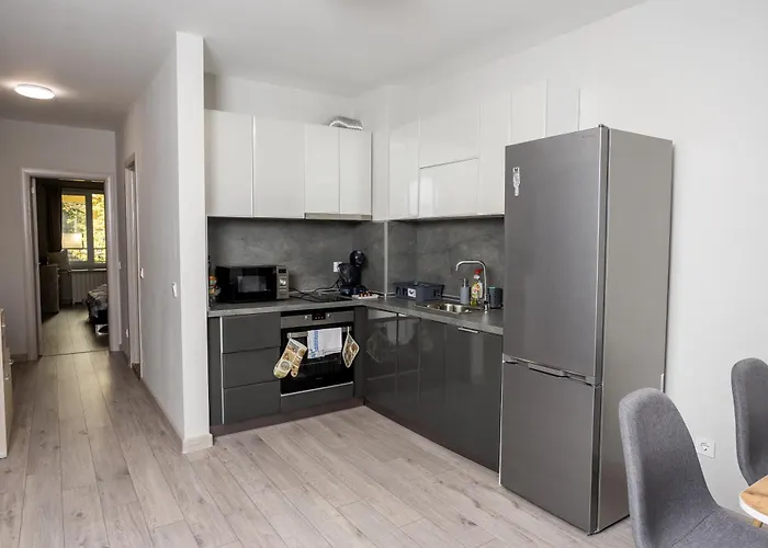 Apartmán Modern 1br Comfort In Oborishte With Private Parking Sofie