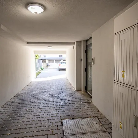 2-стаен с гледка към парк заимов Apartment Sofia
