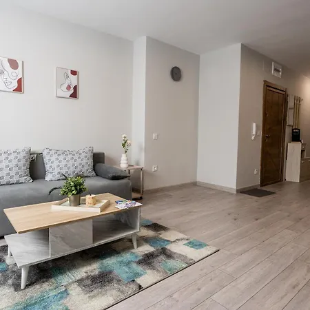 Apartment 2-стаен с гледка към парк заимов