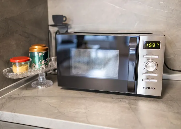 Modern 1br Comfort In Oborishte With Private Parking *